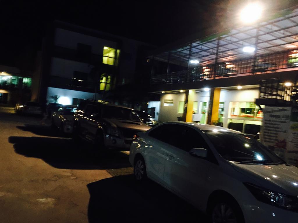 Por-Ho Boutique Hotel Nakhonratchasima Exteriör bild