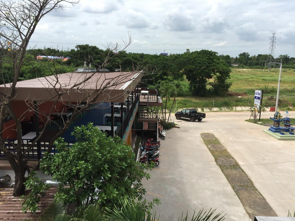 Por-Ho Boutique Hotel Nakhonratchasima Rum bild