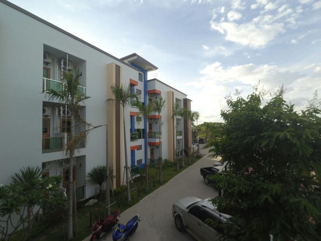Por-Ho Boutique Hotel Nakhonratchasima Exteriör bild